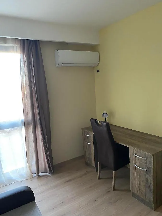 Grand Apartments バンスコ